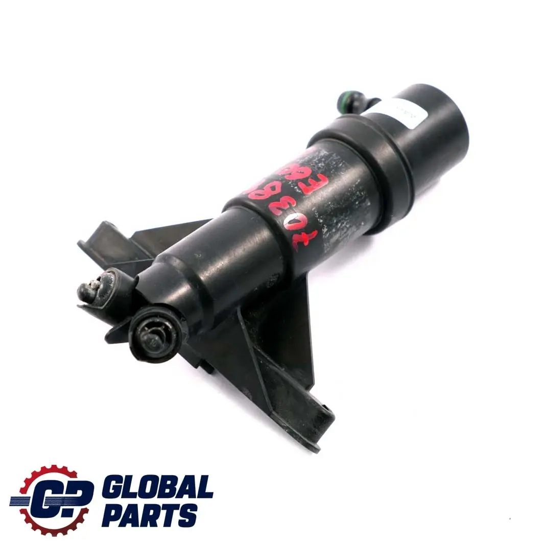 Ugello Destra Impianto Lavafari per BMW E60 E61 con numero di parte 7038416 BMW E60 E61 Ugello Destra Impianto Lavafari - SKU 7038416-1 - Numero di parte 7038416