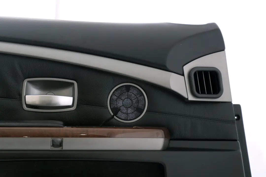 Boczek drzwi lewy przód black skóra do BMW 7 E65 E66 o numerze 7038491 BMW 7 E65 E66 Boczek drzwi lewy przód black skóra - SKU 7038491 - Numer Części 7038491