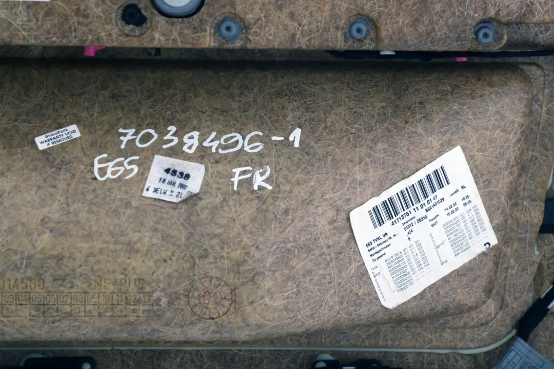 Front Right O/S Leather Interior Door Card Trim Panel Beige to BMW 7 Series 1 E65 with Part number 7038496 BMW 7 Series 1 E65 Front Right O/S Leather Interior Door Card Trim Panel Beige - SKU 7038496-1 - Part number 7038496