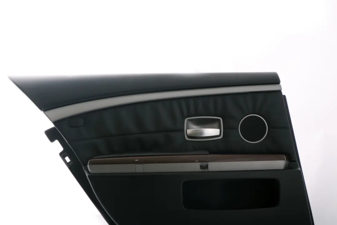Boczek drzwi lewy tył schwarz skóra do BMW 7 E65 o numerze 7038707 BMW 7 E65 Boczek drzwi lewy tył schwarz skóra - SKU 7038707 - Numer Części 7038707