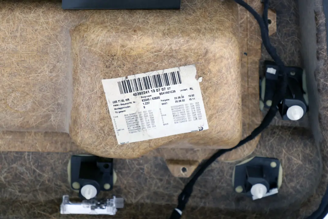 Türverkleidung Leder hinten links Schwarz 7038707 für BMW 7 er E65 mit Teilenummer 7038708 BMW 7 er E65 Türverkleidung Leder hinten links Schwarz 7038707 - SKU 7038708 - Teilenummer 7038708