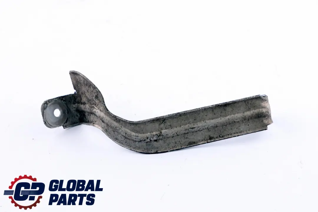 Holder Heat Protection Sheet Left N/S to BMW 5 6 Series E60 E61 E63 E64 with Part number 7039129 BMW 5 6 Series E60 E61 E63 E64 Holder Heat Protection Sheet Left N/S - SKU 7039129 - Part number 7039129