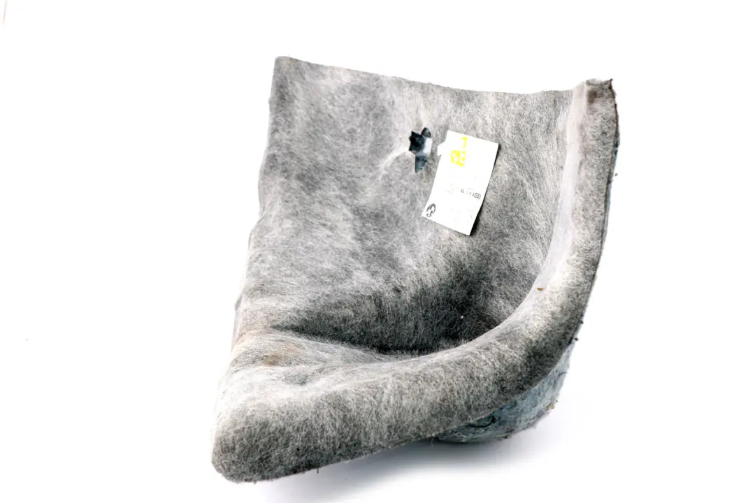 Obudowa Boczek Bagażnik Lewy do BMW E63 o numerze 7039251 BMW E63 Obudowa Boczek Bagażnik Lewy - SKU 7039251 - Numer Części 7039251