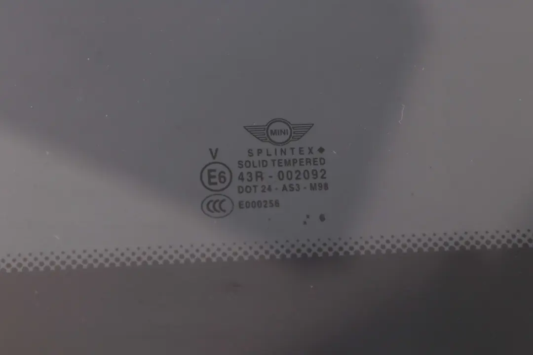 Szyberdach Szyba Dachu Tył do Mini Cooper R50 R53 o numerze 7039715 Mini Cooper R50 R53 Szyberdach Szyba Dachu Tył - SKU 7039715-2 - Numer Części 7039715