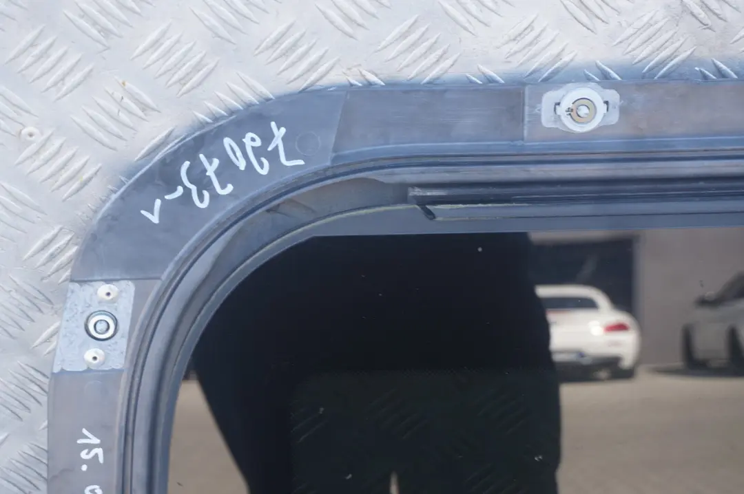 Electrical Panoramic Glass Sliding Roof Sunroof Frame to BMW Mini Cooper R50 R53 with Part number 7039715 BMW Mini Cooper R50 R53 Electrical Panoramic Glass Sliding Roof Sunroof Frame - SKU 7039715 - Part number 7039715