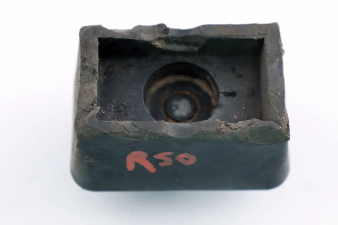 Jacking Lifting Support Cap Mini Cooper One R50 R53 R56 E63 E65 Block to with Part number 7039760 Jacking Lifting Support Cap Mini Cooper One R50 R53 R56 E63 E65 Block - SKU 7039760 - Part number 7039760