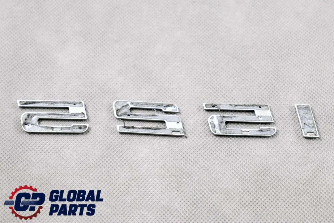  *BMW 5 er E60 E60N E61 LCI Emblem Schriftzug Hinten 525i - SKU 7039784 - Teilenummer 51147039784