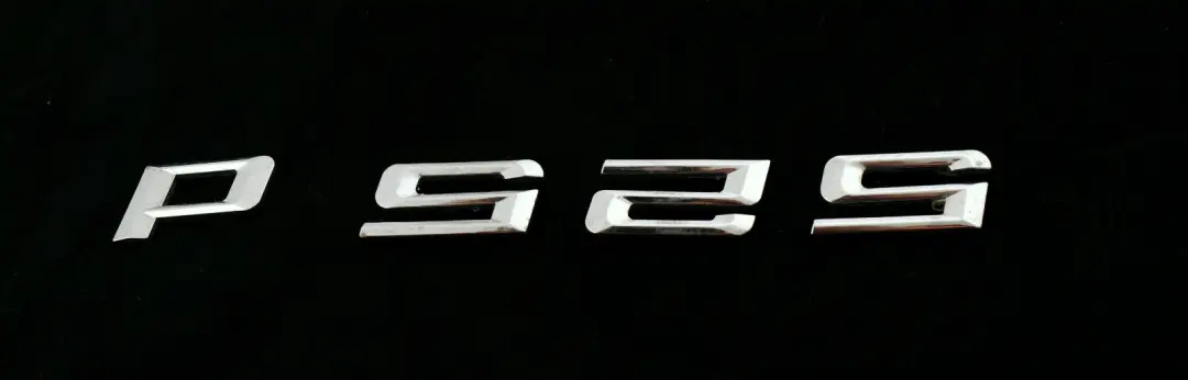 BMW 5 er E60 E60N E61 LCI Schriftzug 525d - SKU 7039785 - Teilenummer 7039785