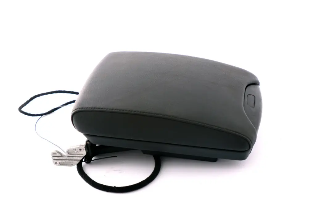 Centre Arm Rest Leather Schwarz Black Motorola to BMW X5 Series E53 with Part number 7040336 BMW X5 Series E53 Centre Arm Rest Leather Schwarz Black Motorola - SKU 7040336 - Part number 7040336
