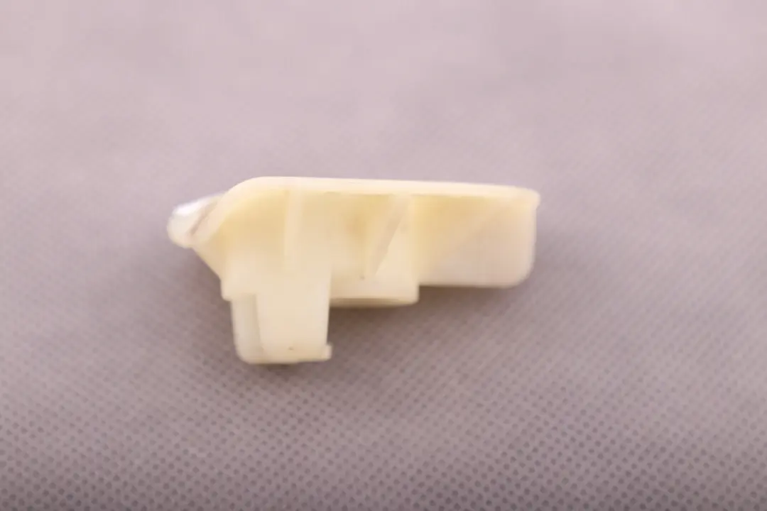 Fissaggio Supporto Maniglia Posteriore per BMW Mini R50 R56 R57 R60 Elemento con numero di parte 7040550 BMW Mini R50 R56 R57 R60 Elemento Fissaggio Supporto Maniglia Posteriore - SKU 7040550 - Numero di parte 7040550