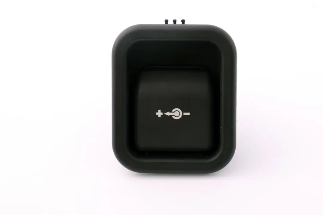 Lighter Bracket Socket BMW E60 E63 E64 E83 Mount Holder Frame to with Part number 7040621 Lighter Bracket Socket BMW E60 E63 E64 E83 Mount Holder Frame - SKU 7040621 - Part number 7040621