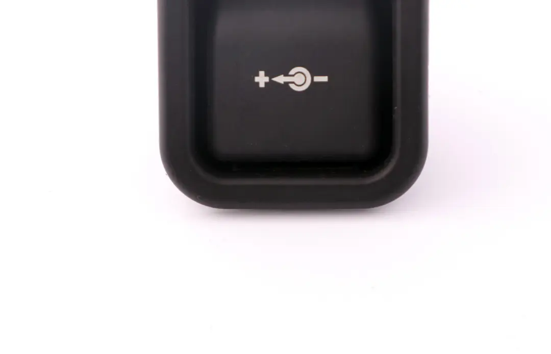 Staffa Accendino Presa BMW E60 E63 E64 E83 Montaggio Supporto Telaio per  con numero di parte 7040621  Staffa Accendino Presa BMW E60 E63 E64 E83 Montaggio Supporto Telaio - SKU 7040621 - Numero di parte 7040621