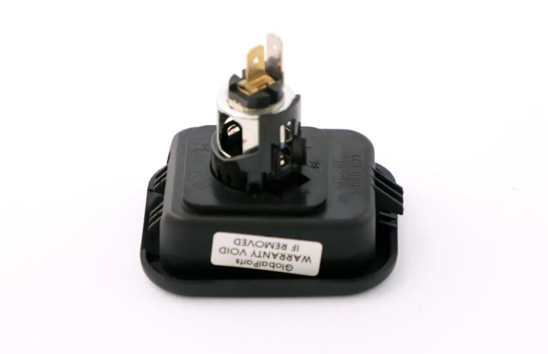 Support D'Allume-Cigare BMW E60 E63 E64 E83 Cadre De Montage pour à propos du numéro de pièce 7040621 Support D'Allume-Cigare BMW E60 E63 E64 E83 Cadre De Montage - SKU 7040621 - Numéro de pièce 7040621