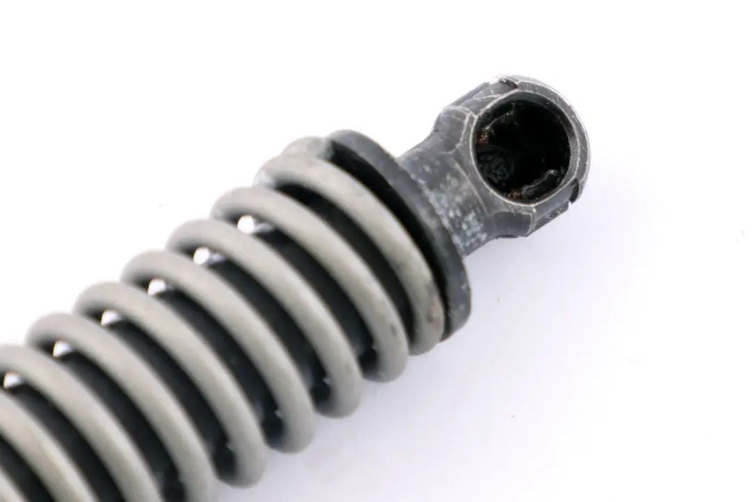 Couvercle De Coffre Ressorts Schock Strut Gauche pour BMW E65 E66 E67 à propos du numéro de pièce 7042104 BMW E65 E66 E67 Couvercle De Coffre Ressorts Schock Strut Gauche - SKU 7042104 - Numéro de pièce 7042104