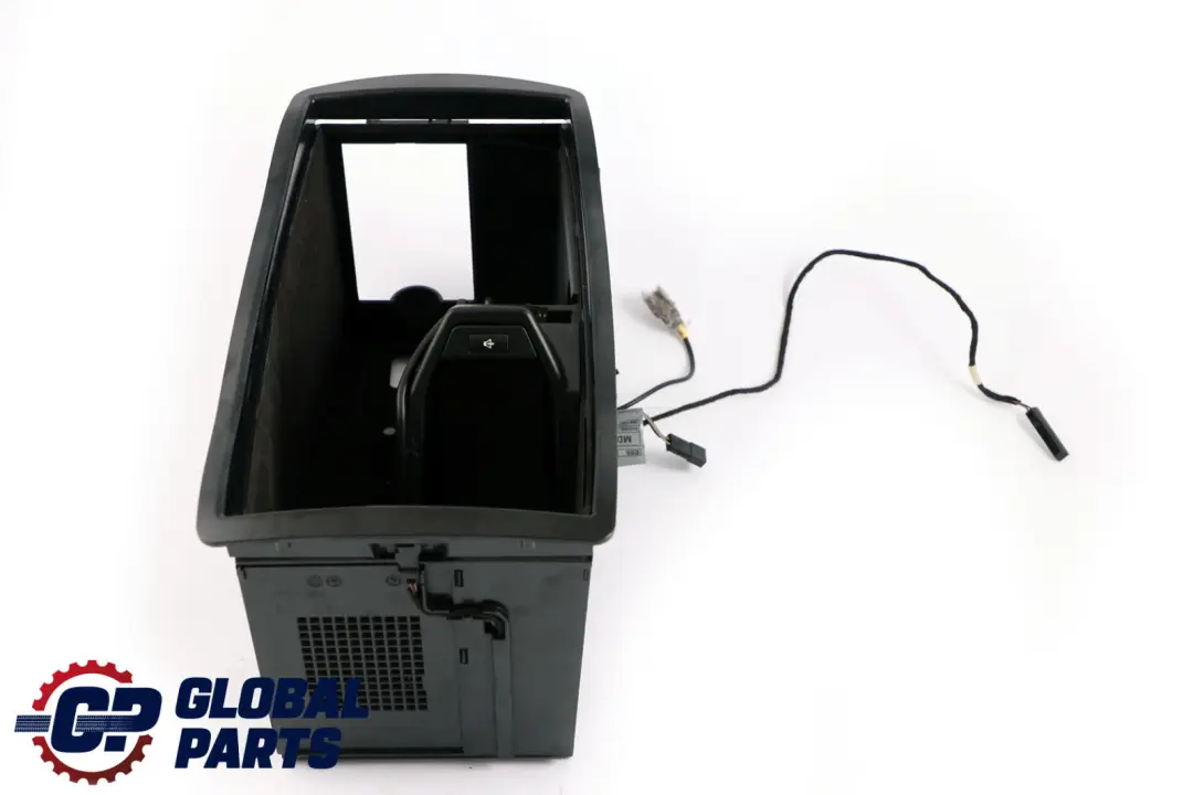 Consola Central Bandeja Apoyabrazos para BMW Serie 7 E65 E66 E67 con número de pieza 7042555 BMW Serie 7 E65 E66 E67 Consola Central Bandeja Apoyabrazos - SKU 7042555 - Número de pieza 7042555