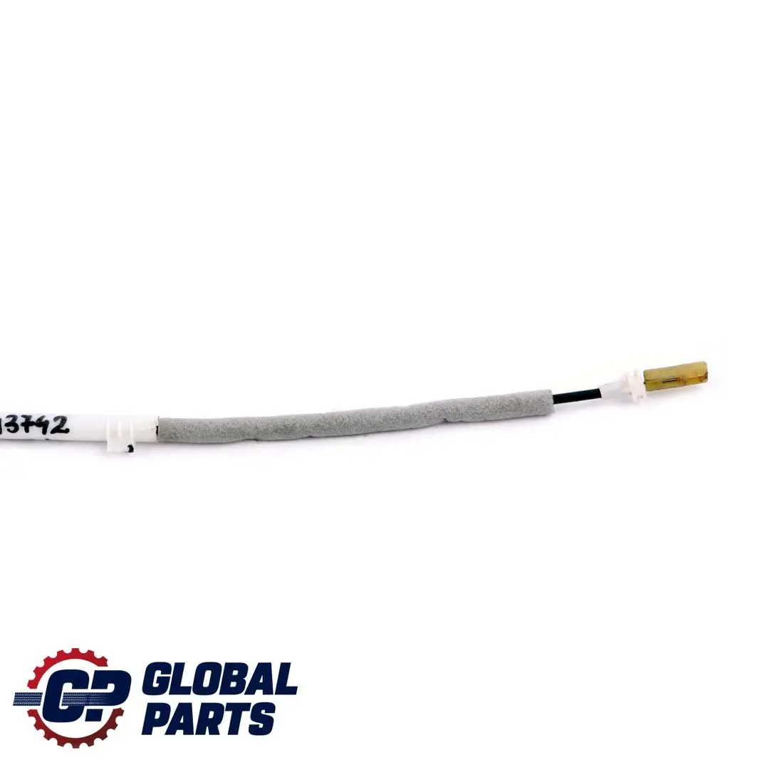 Front Door Handle Bowden Cable Right O/S to BMW 3 Series E46 Compact with Part number 7043742 BMW 3 Series E46 Compact Front Door Handle Bowden Cable Right O/S - SKU 7043742 - Part number 7043742