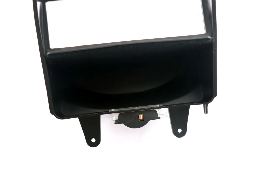 Vassoio Portaoggetti per BMW Z4 E85 E86 con numero di parte 7043817 BMW Z4 E85 E86 Vassoio Portaoggetti - SKU 7043817 - Numero di parte 7043817