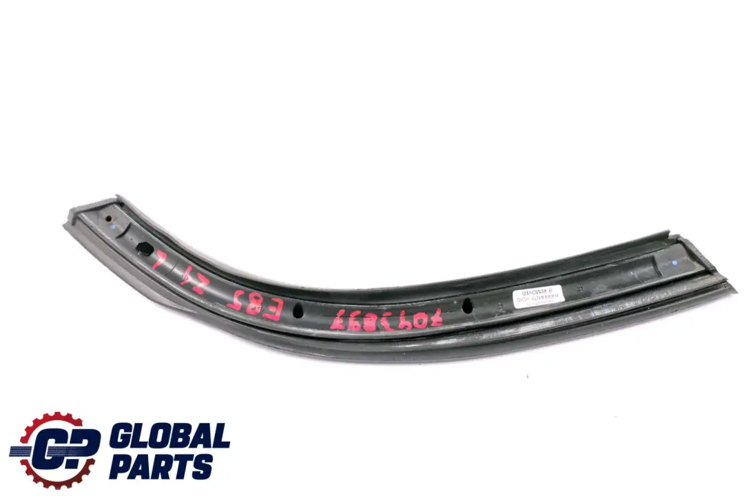 Guida Finestra Posteriore Sinistra Guarnizione Tetto per BMW Z4 E85 Roadster con numero di parte 7043897 BMW Z4 E85 Roadster Guida Finestra Posteriore Sinistra Guarnizione Tetto - SKU 7043897 - Numero di parte 7043897