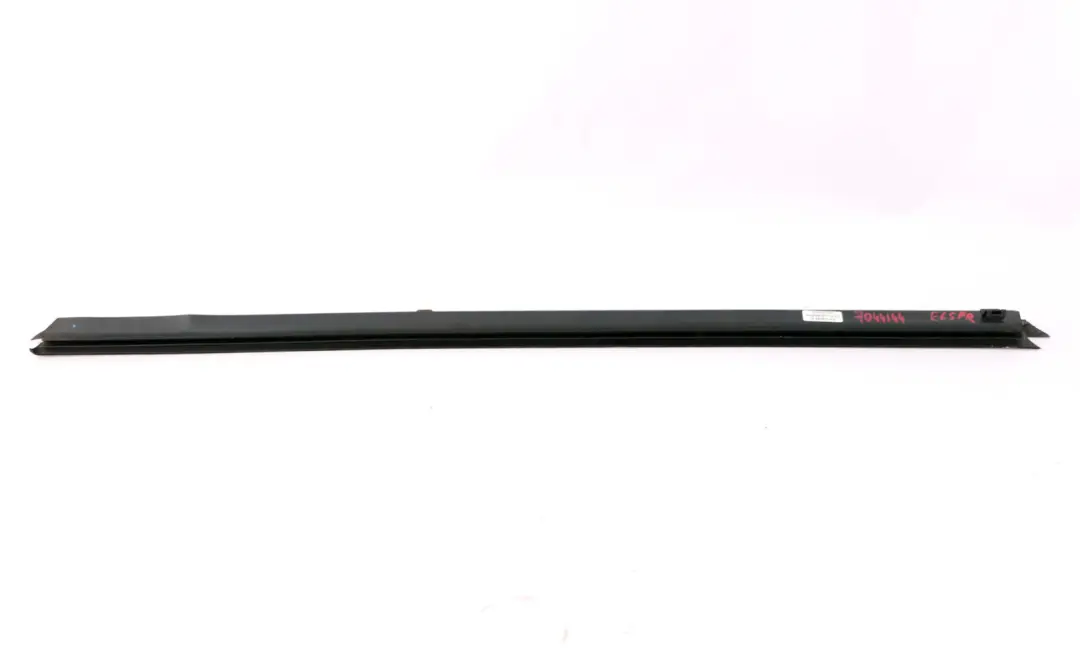 BMW E65 E66 Sello de canal de ventana interior delantera derecha - SKU 7044144 - Número de pieza 7044144