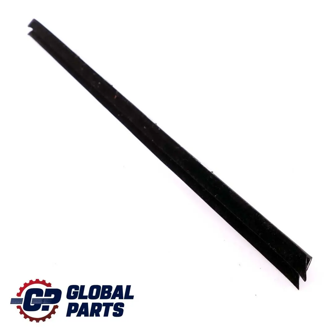 Plaque D'egout Interieur Arriere Gauche pour BMW E66 à propos du numéro de pièce 7044147 BMW E66 Plaque D'egout Interieur Arriere Gauche - SKU 7044147 - Numéro de pièce 7044147