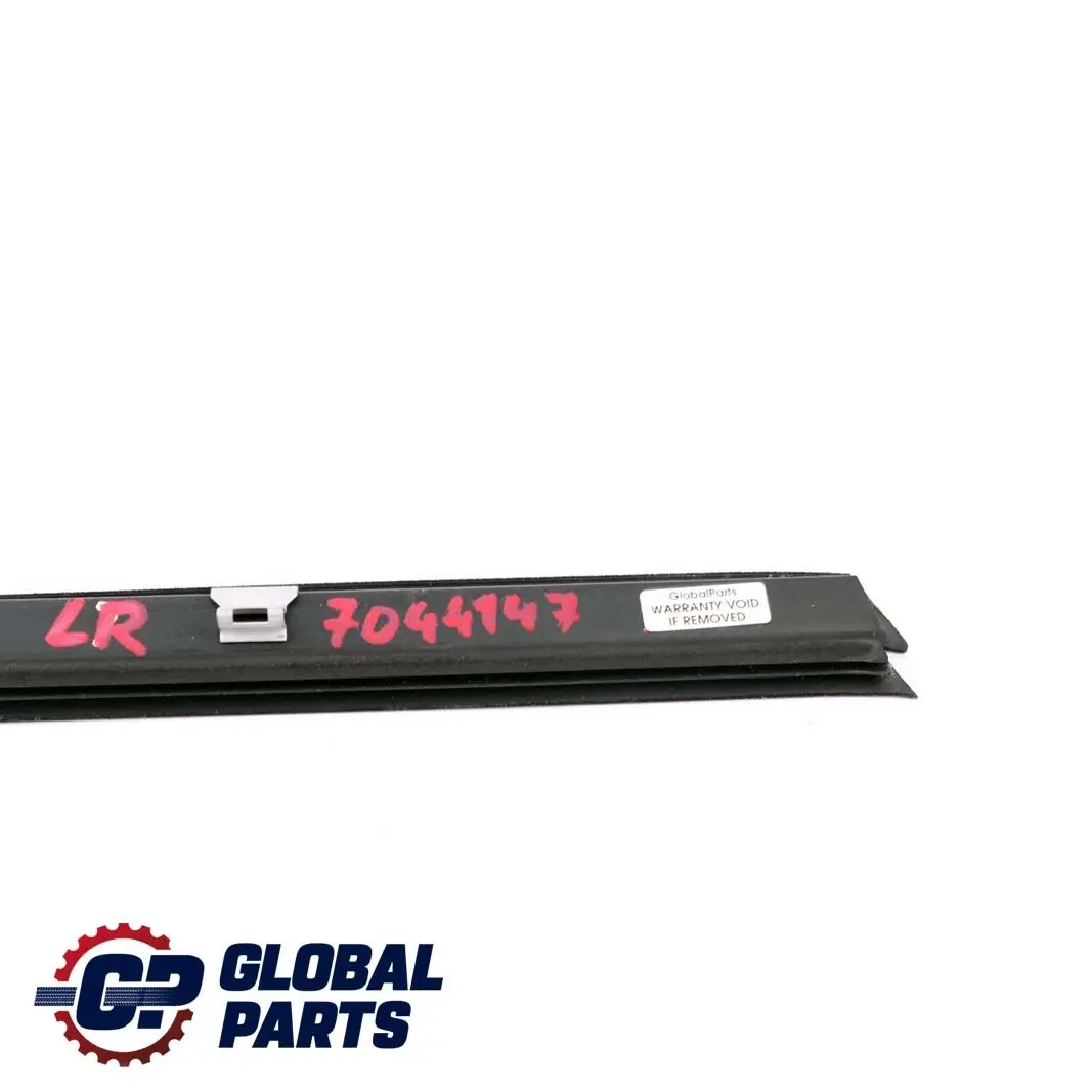 Interno Sinistro Finestra Porta Canale Guarnizione Striscia Copertura per BMW E66 con numero di parte 7044147 BMW E66 Interno Sinistro Finestra Porta Canale Guarnizione Striscia Copertura - SKU 7044147 - Numero di parte 7044147