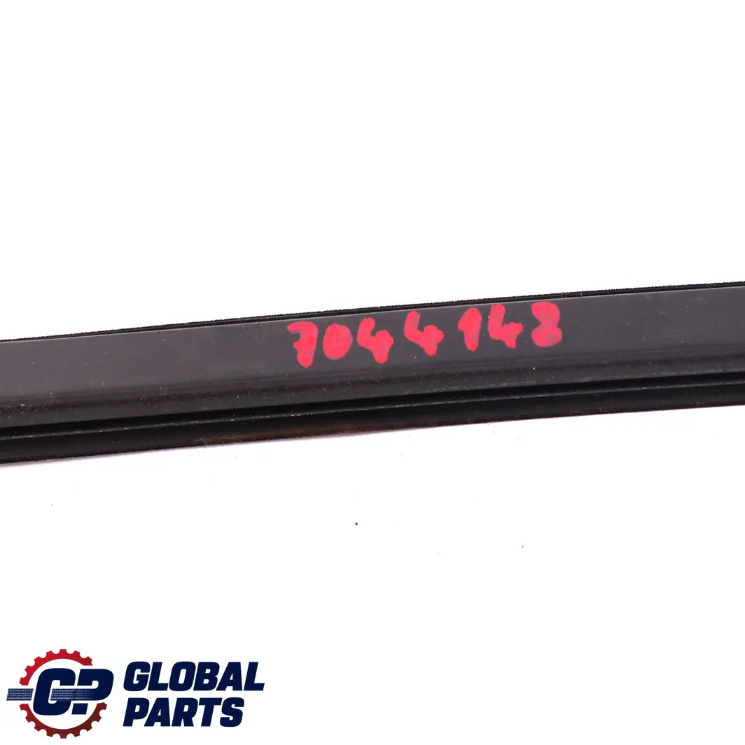 BMW E66 Plaque D'egout Interieur Arriere Droite - SKU 7044148 - Numéro de pièce 7044148