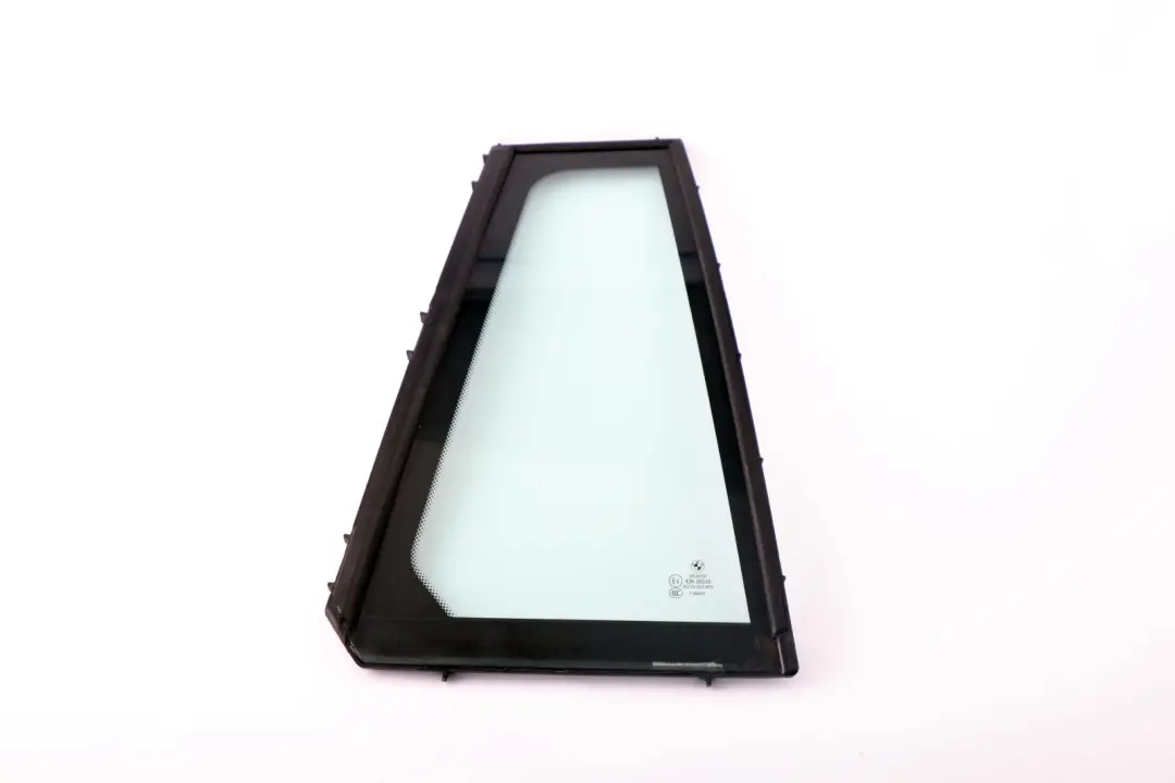 Vitre Latérale De Porte Arrière Droite Verte AS2 pour BMW E61 LCI Touring à propos du numéro de pièce 7044176 BMW E61 LCI Touring Vitre Latérale De Porte Arrière Droite Verte AS2 - SKU 7044176 - Numéro de pièce 7044176