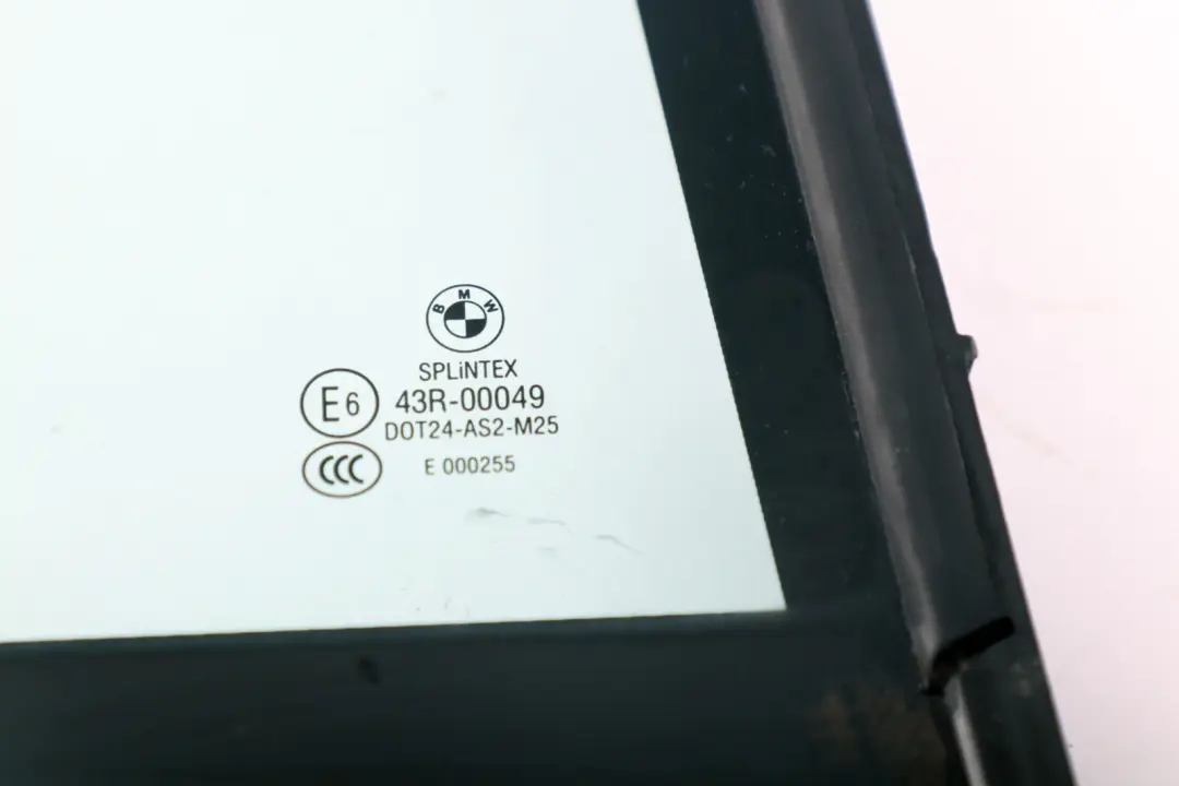 BMW E61 Szyba Drzwi Trójkąt Stały Prawy Tył - SKU 7044176 - Numer Części 7044176