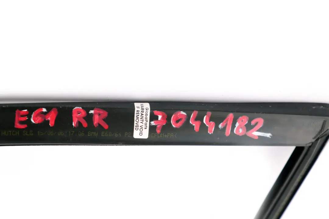 Right O/S Side Window Guide 5135 to BMW E61 Rear with Part number 7044182 BMW E61 Rear Right O/S Side Window Guide 5135 - SKU 7044182 - Part number 7044182