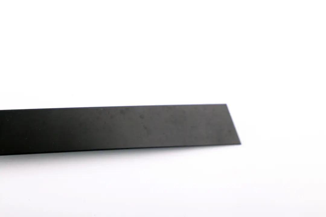 BMW E61 LCI Tapa Columna C Puerta Trasera Derecha O/S Schwarz - SKU 7044188 - Número de pieza 7044188