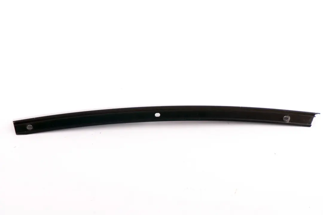Osłona Ramy Szyby Słupka Prawego Prawy Tył do BMW E61 o numerze 7044188 BMW E61 Osłona Ramy Szyby Słupka Prawego Prawy Tył - SKU 7044188 - Numer Części 7044188