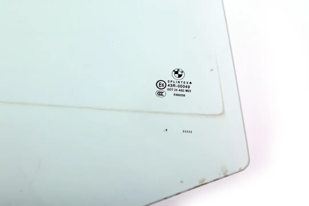 Ventana Lateral Verde Vidrio Puerta Trasera Derecha AS2 para BMW E61 Touring Estate con número de pieza 7044192 BMW E61 Touring Estate Ventana Lateral Verde Vidrio Puerta Trasera Derecha AS2 - SKU 7044192 - Número de pieza 7044192