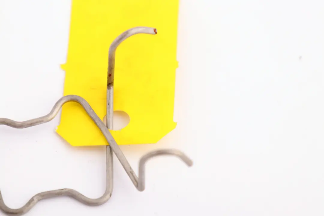 Interni Corpo posteriore Ruota scorta Primavera per Mini Cooper One R50 R52 R56 R58 con numero di parte 7044685 Mini Cooper One R50 R52 R56 R58 Interni Corpo posteriore Ruota scorta Primavera - SKU 7044685 - Numero di parte 7044685