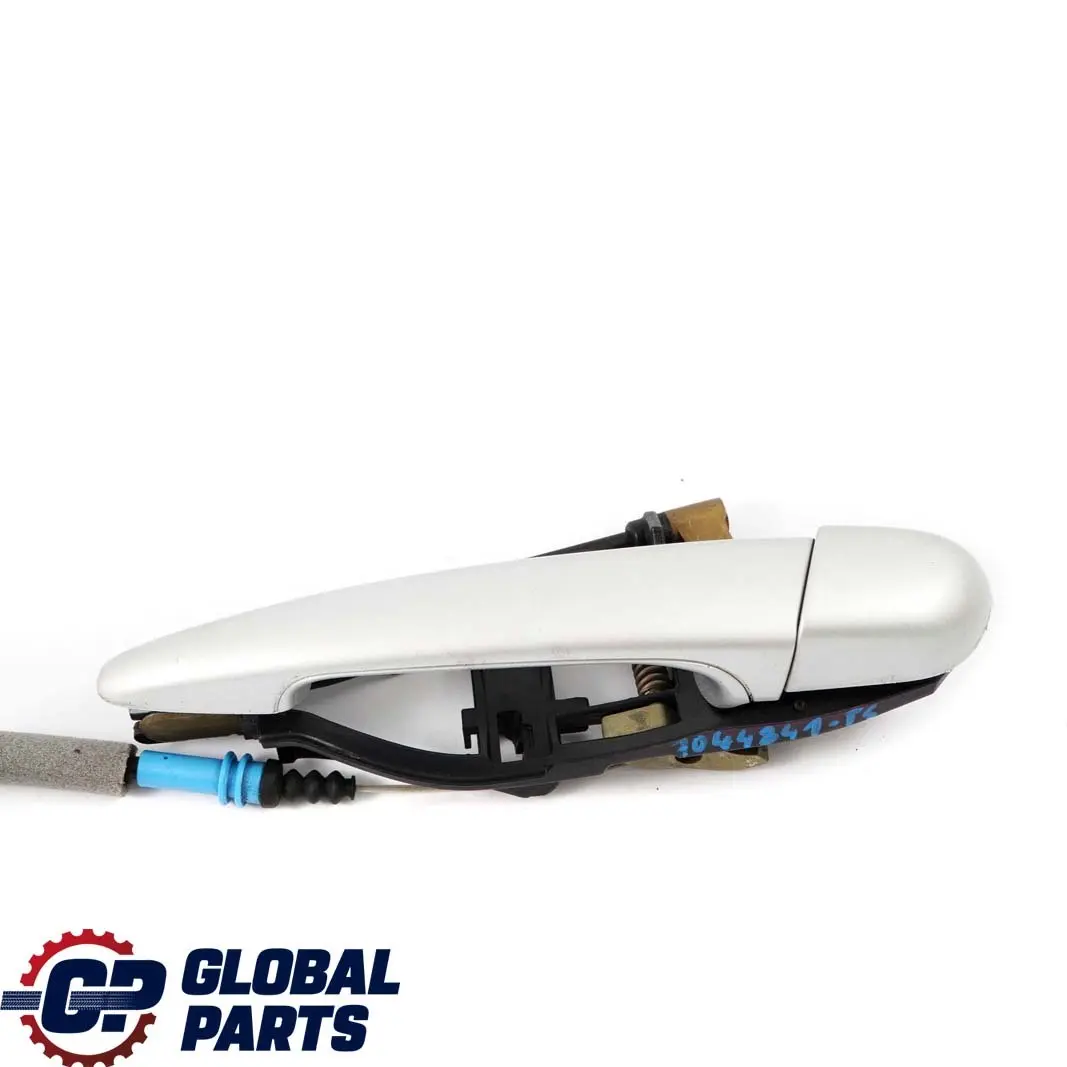 Outside Door Handle Rear Left N/S Titansilber Metallic - 354 to BMW 3 Series E46 with Part number 7044841 BMW 3 Series E46 Outside Door Handle Rear Left N/S Titansilber Metallic - 354 - SKU 7044841-TS - Part number 7044841