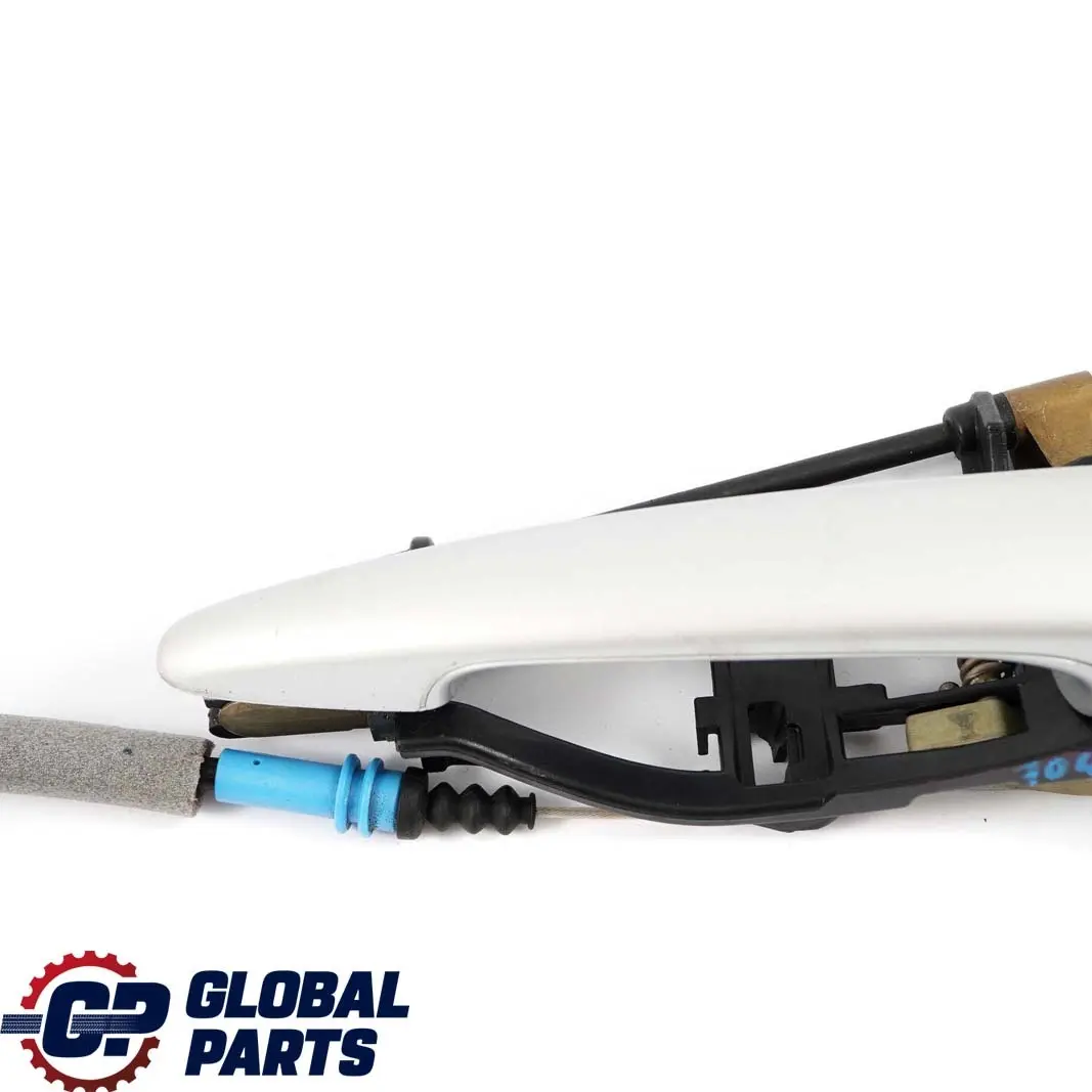 Outside Door Handle Rear Left N/S Titansilber Metallic - 354 to BMW 3 Series E46 with Part number 7044841 BMW 3 Series E46 Outside Door Handle Rear Left N/S Titansilber Metallic - 354 - SKU 7044841-TS - Part number 7044841