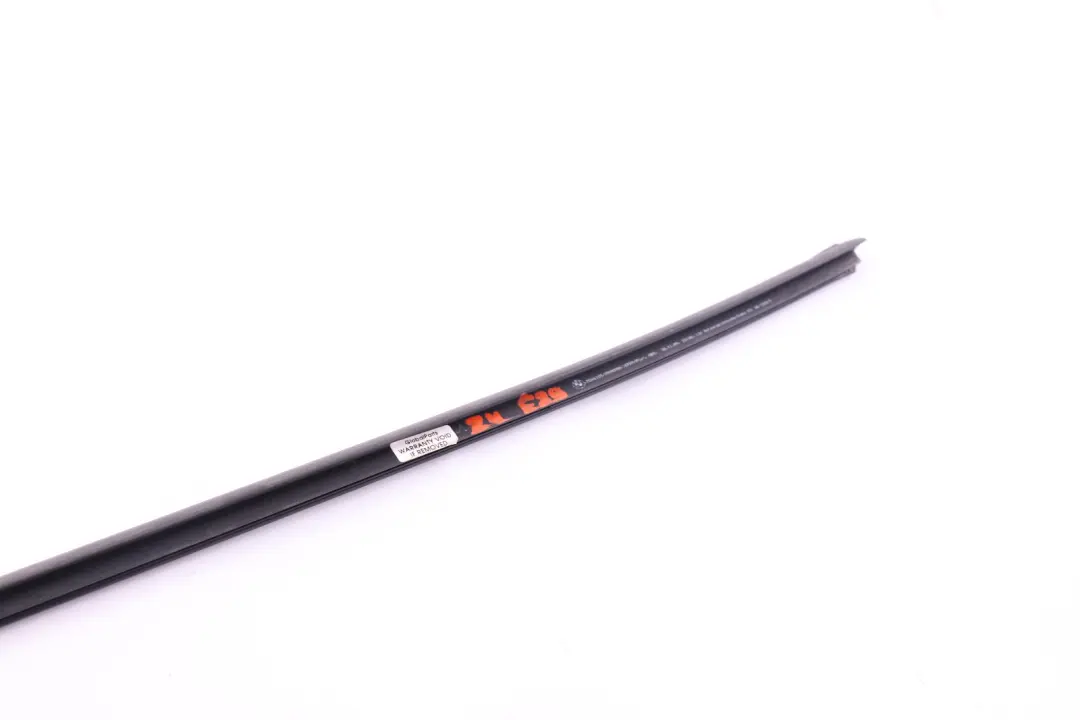 Channel Cover Exterior Door Front Left pour BMW Z4 E89 à propos du numéro de pièce 7046105 BMW Z4 E89 Channel Cover Exterior Door Front Left - SKU 7046105 - Numéro de pièce 7046105