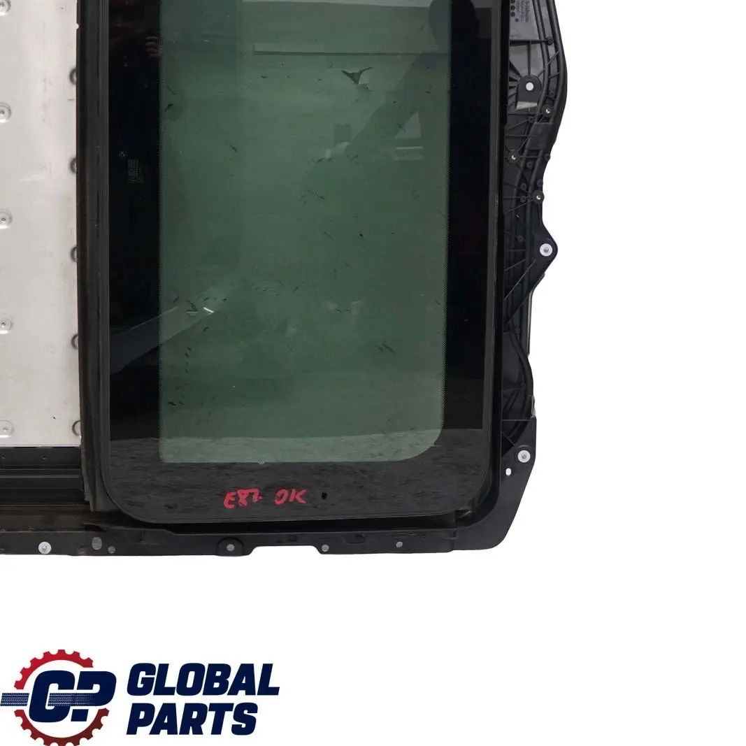 Sliding Tilt Roof Sunroof Sun Roof Frame Glass to BMW 1 E81 E87 with Part number 7046142 BMW 1 E81 E87 Sliding Tilt Roof Sunroof Sun Roof Frame Glass - SKU 7046142-1 - Part number 7046142