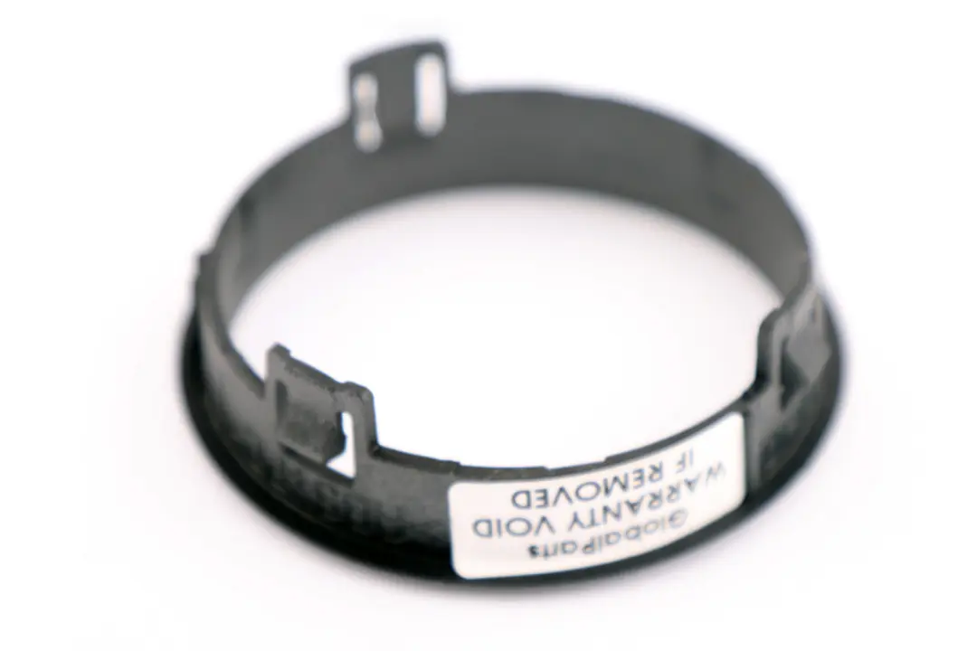 Bouchon Droit Attachments Tableau de Bord pour BMW Z4 E85 à propos du numéro de pièce 7046494 BMW Z4 E85 Bouchon Droit Attachments Tableau de Bord - SKU 7046494 - Numéro de pièce 7046494