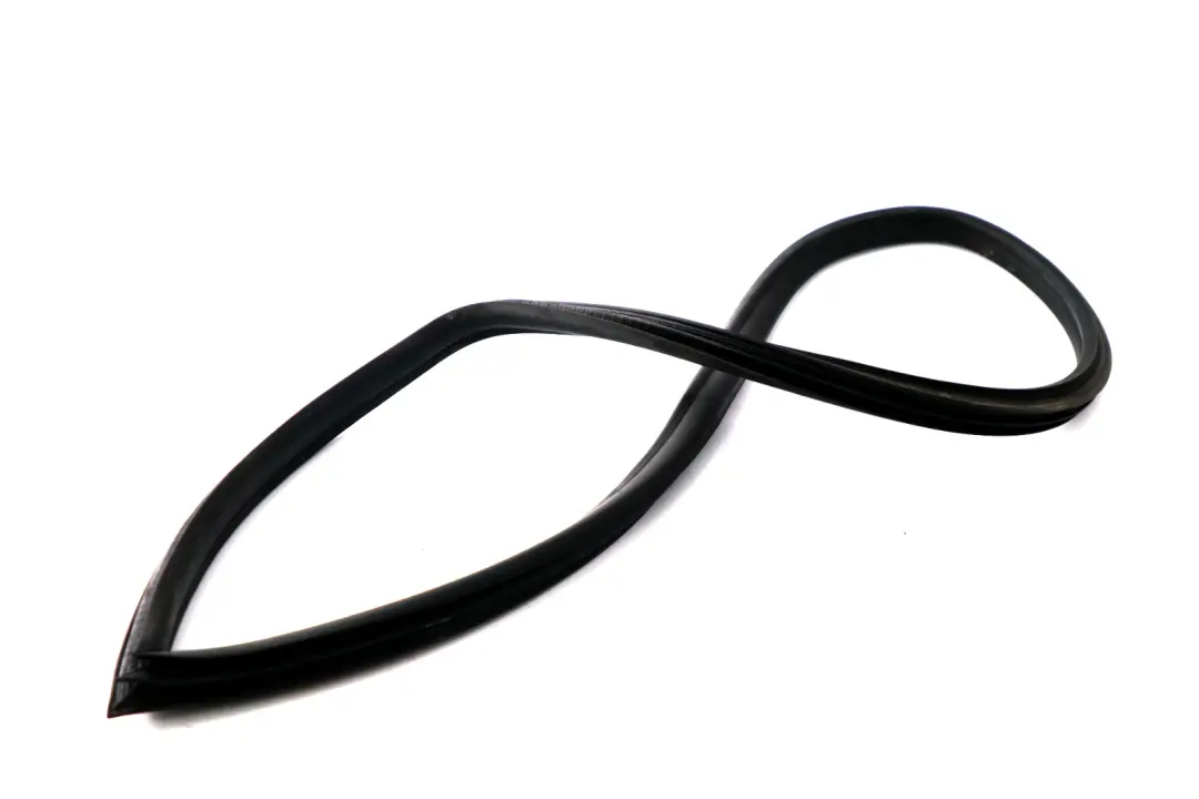 Side Window Edge Protection Seal Rear Left Right N/O/S to BMW E46 with Part number 7047349 BMW E46 Side Window Edge Protection Seal Rear Left Right N/O/S - SKU 7047349 - Part number 7047349