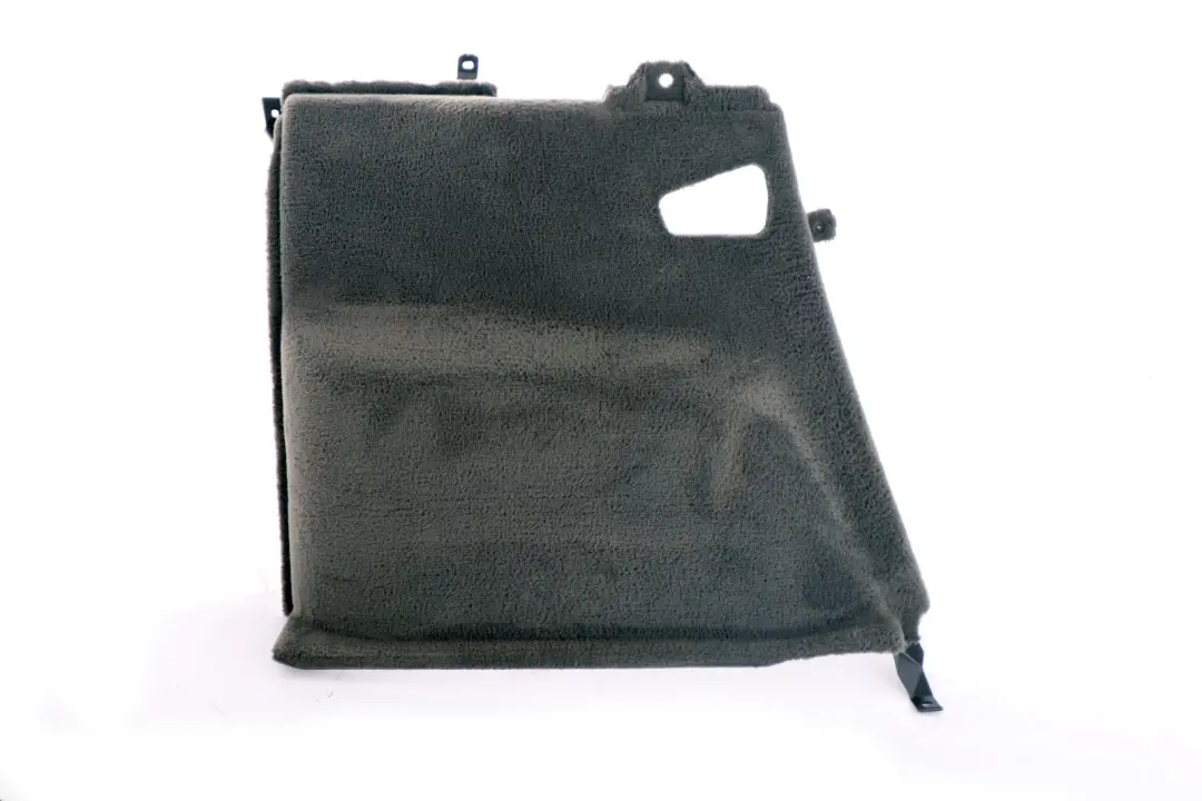 Tapa Embellecedor Panel Trasero Izquierdo Basaltgrau Gris 7049039 para BMW E83 con número de pieza 3404359 BMW E83 Tapa Embellecedor Panel Trasero Izquierdo Basaltgrau Gris 7049039 - SKU 7049039-3 - Número de pieza 3404359