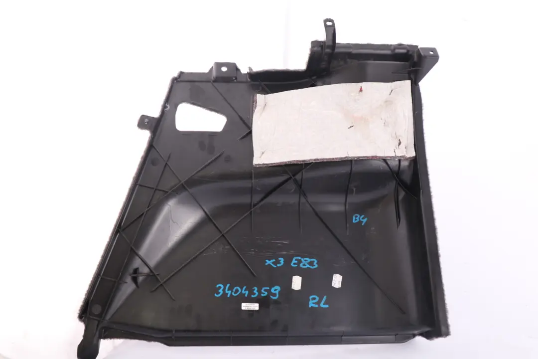 BMW X3 E83 Capot Rumble Droite Gris Basalte Gris 7049039 - SKU 7049039-3 - Numéro de pièce 3404359