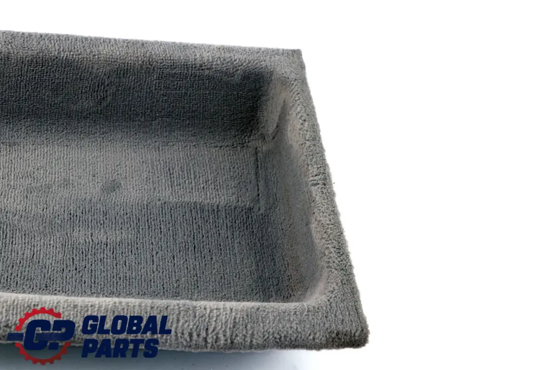 Couvercle de coffre gauche Grey Grau pour BMW X3 E83 à propos du numéro de pièce 7049041 BMW X3 E83 Couvercle de coffre gauche Grey Grau - SKU 7049041-1 - Numéro de pièce 7049041