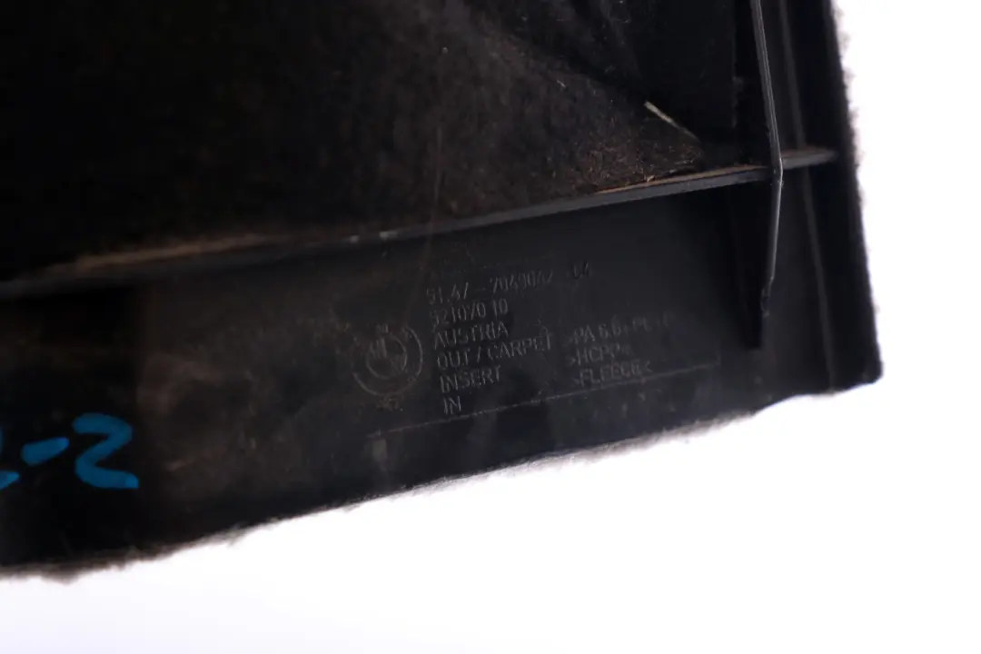 Right O/S Hazard Warning Cover Boot Trim Basaltgrau 7049042 to BMW X3 Series E83 with Part number 51477049042 BMW X3 Series E83 Right O/S Hazard Warning Cover Boot Trim Basaltgrau 7049042 - SKU 7049042-2 - Part number 51477049042