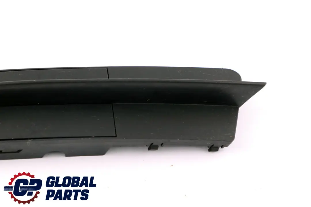 Front Bumper Mesh Grill Trim Fog Light Cover Left N/S to BMW 5 Series E60 E61 with Part number 7049243 BMW 5 Series E60 E61 Front Bumper Mesh Grill Trim Fog Light Cover Left N/S - SKU 7049243 - Part number 7049243