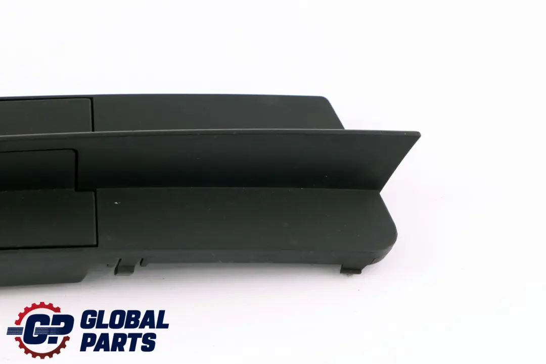 Front Bumper Mesh Grill Trim Fog Light Cover Right O/S to BMW 5 Series E60 E61 with Part number 7049244 BMW 5 Series E60 E61 Front Bumper Mesh Grill Trim Fog Light Cover Right O/S - SKU 7049244 - Part number 7049244