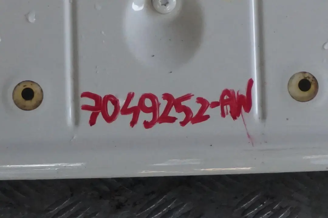 BMW E65 E66 Klapa tylna tył goła Alpinweiss - SKU 7049252-AW - Numer Części 7049252