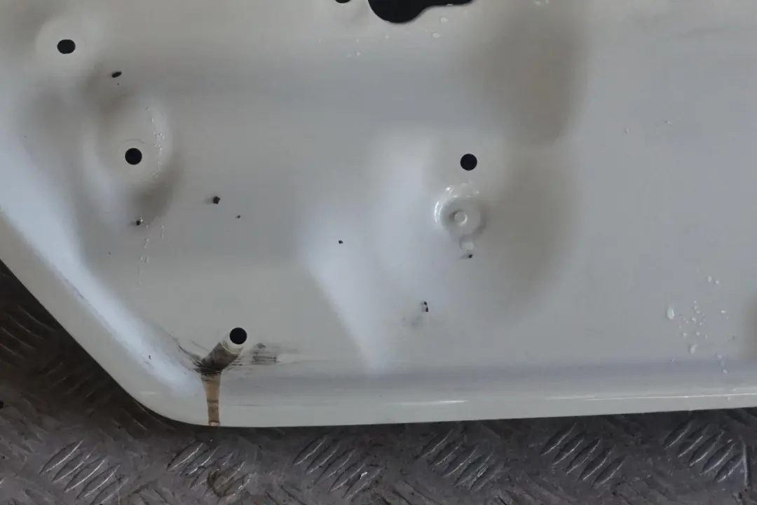 BMW 7 E65 E66 E67 Trunk Lid Boot Tailgate Alpinweiss Alpine White - 300 - SKU 7049252-AW - Part number 7049252