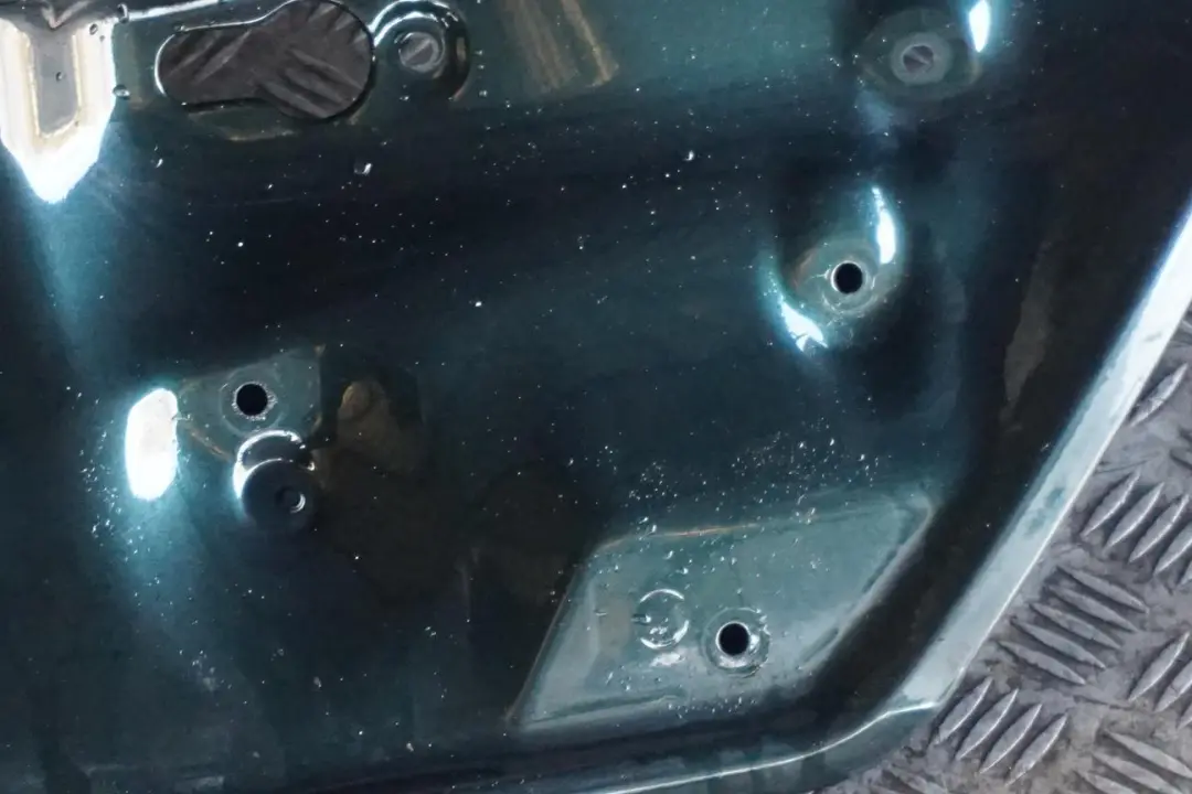 Klapa tylna tył Oxford Green do BMW 7 E65 E66 o numerze 7049252 BMW 7 E65 E66 Klapa tylna tył Oxford Green - SKU 7049252-OXF - Numer Części 7049252