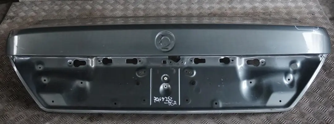 Trunk Lid Boot Tailgate Titangrau Titan Grey - A36 to BMW 7 Series E65 E66 E67 with Part number 7049252 BMW 7 Series E65 E66 E67 Trunk Lid Boot Tailgate Titangrau Titan Grey - A36 - SKU 7049252-TGR - Part number 7049252