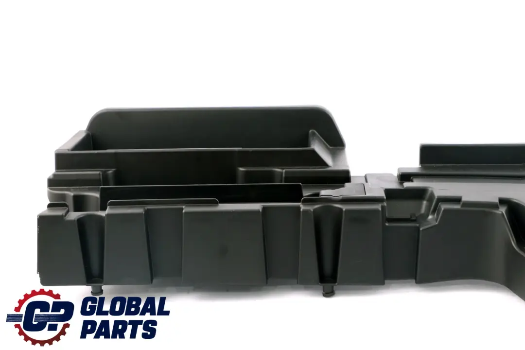 Tronco Pad Pavimento Moquette Pannello Posteriore Shelf Sinistra per BMW E61 con numero di parte 7050357 BMW E61 Tronco Pad Pavimento Moquette Pannello Posteriore Shelf Sinistra - SKU 7050357 - Numero di parte 7050357